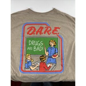 D.A.R.E. Drugs Are Bad T Shirt Size XL. Vintage 90's Beige Good Condition